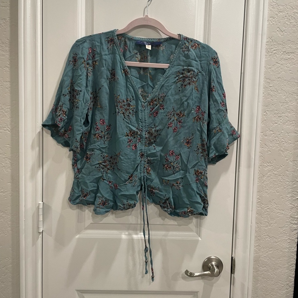 Buckle blouse blue floral medium